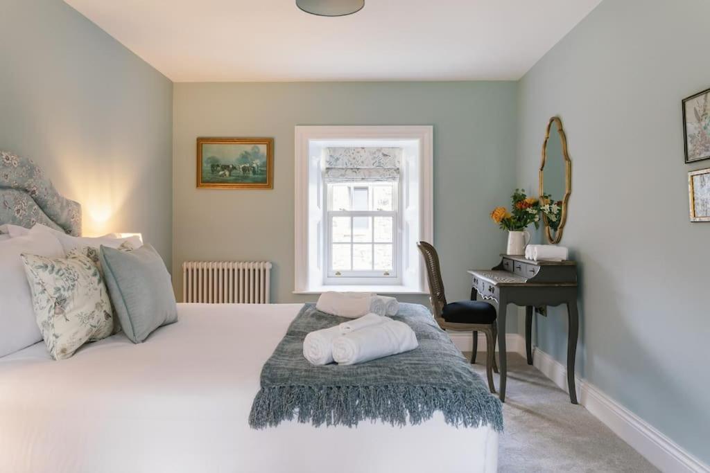 The Farmhouse At Corrstown Village Portrush Extérieur photo
