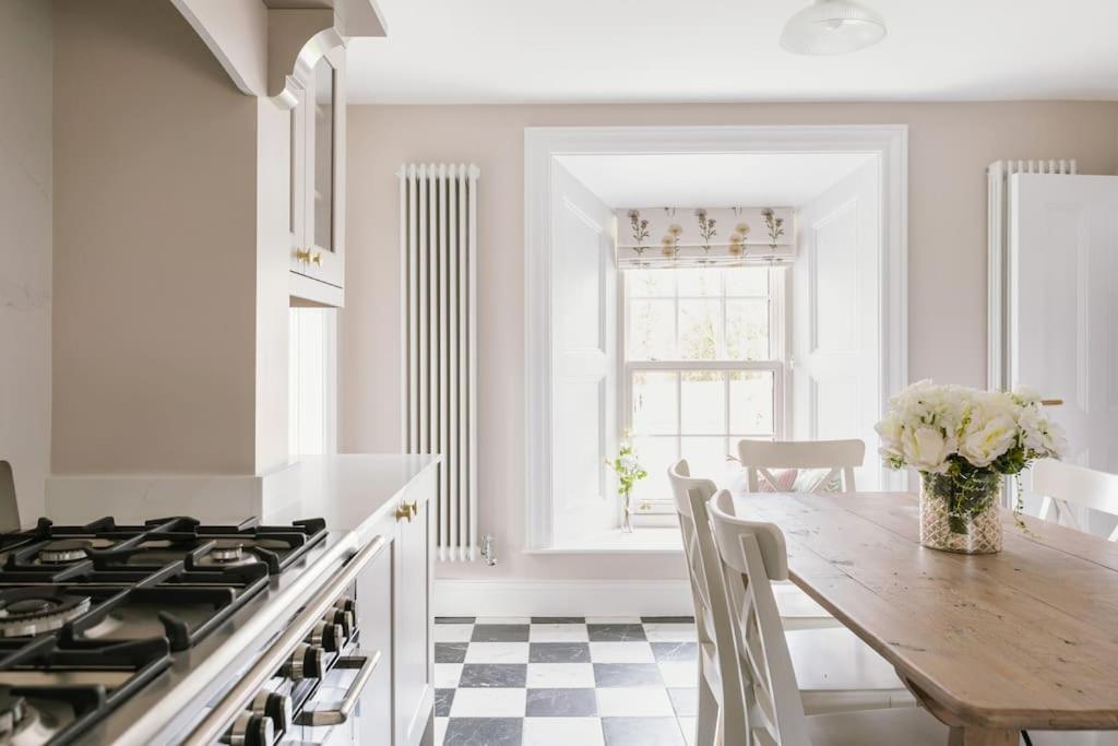 The Farmhouse At Corrstown Village Portrush Extérieur photo