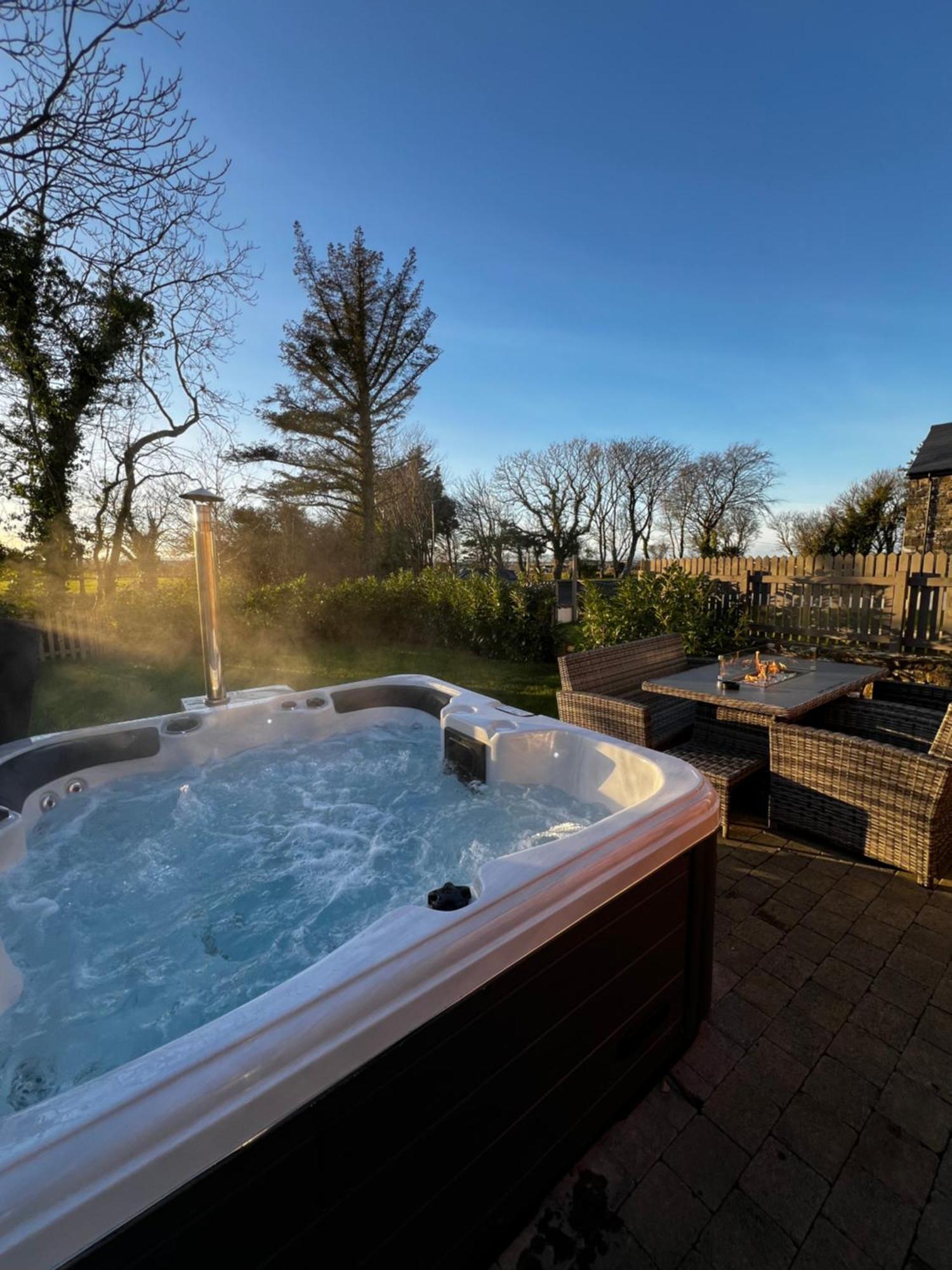 The Farmhouse At Corrstown Village Portrush Extérieur photo